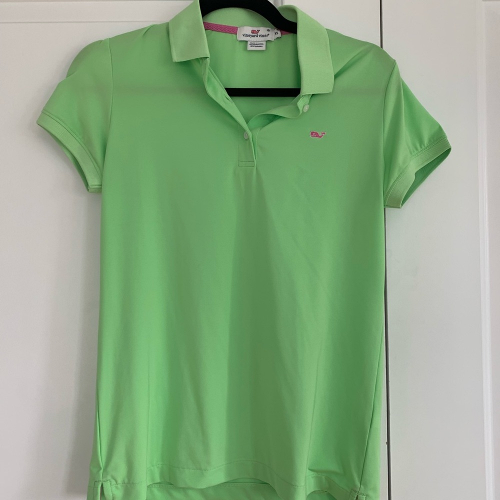 Vineyard Vines golf shirt